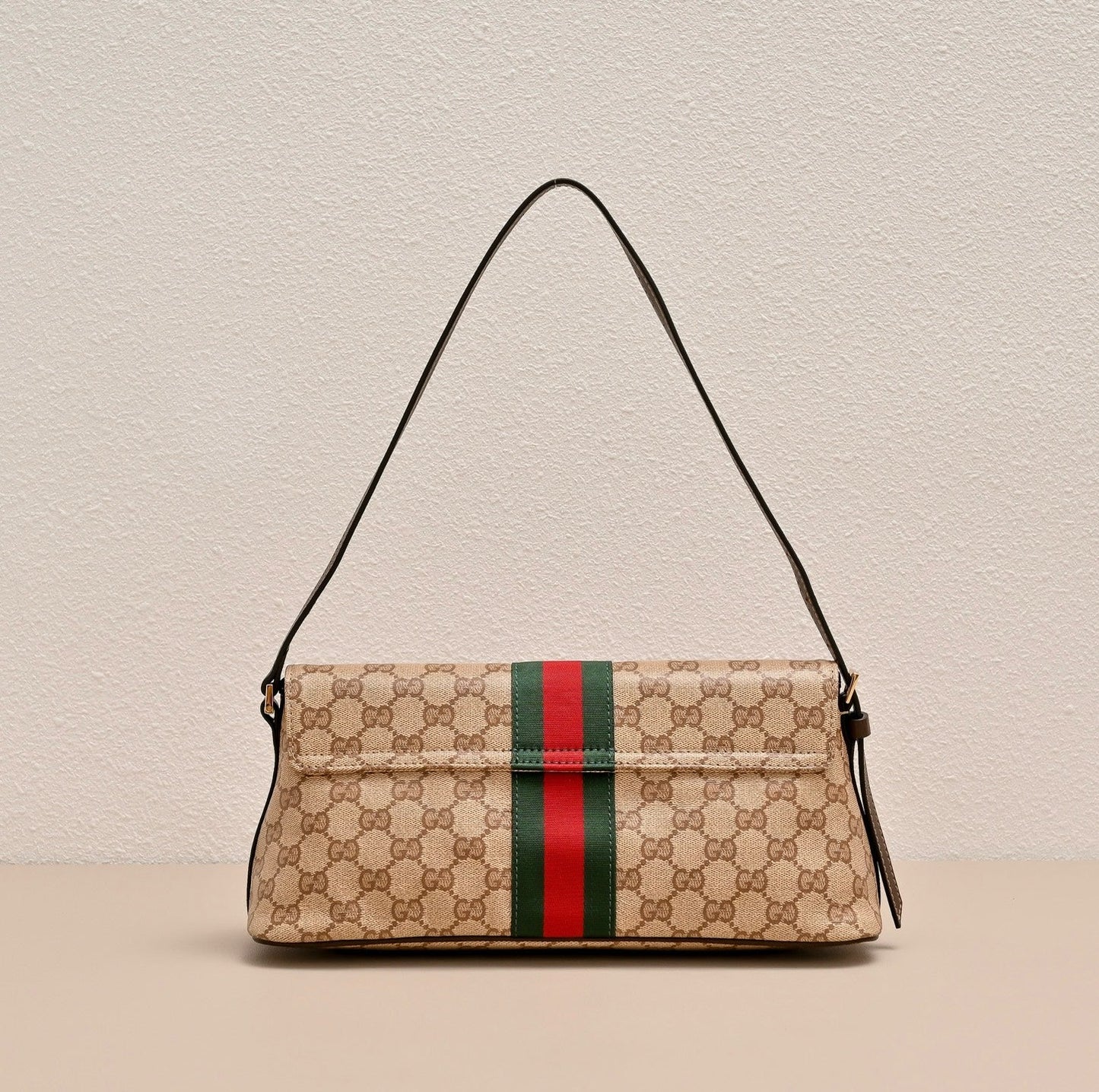 GUCCI GG Madison Shoulder Bag