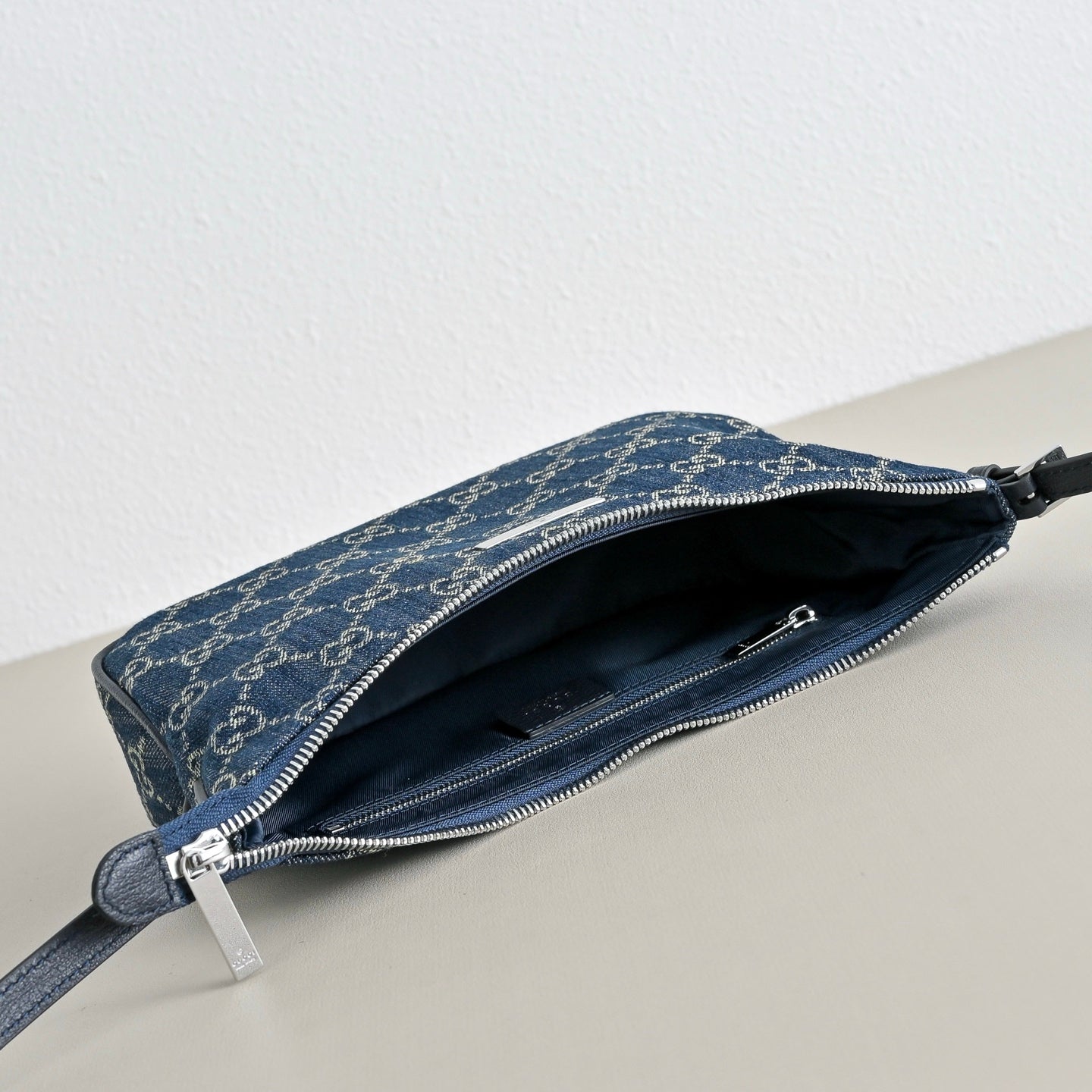 GUCCI Lady Lunetta Denim Shoulder Bag