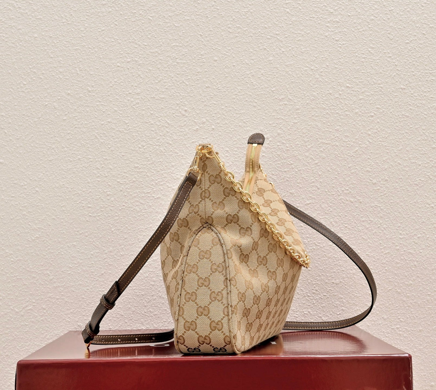 GUCCI Lady Lunetta Medium Shoulder Bag