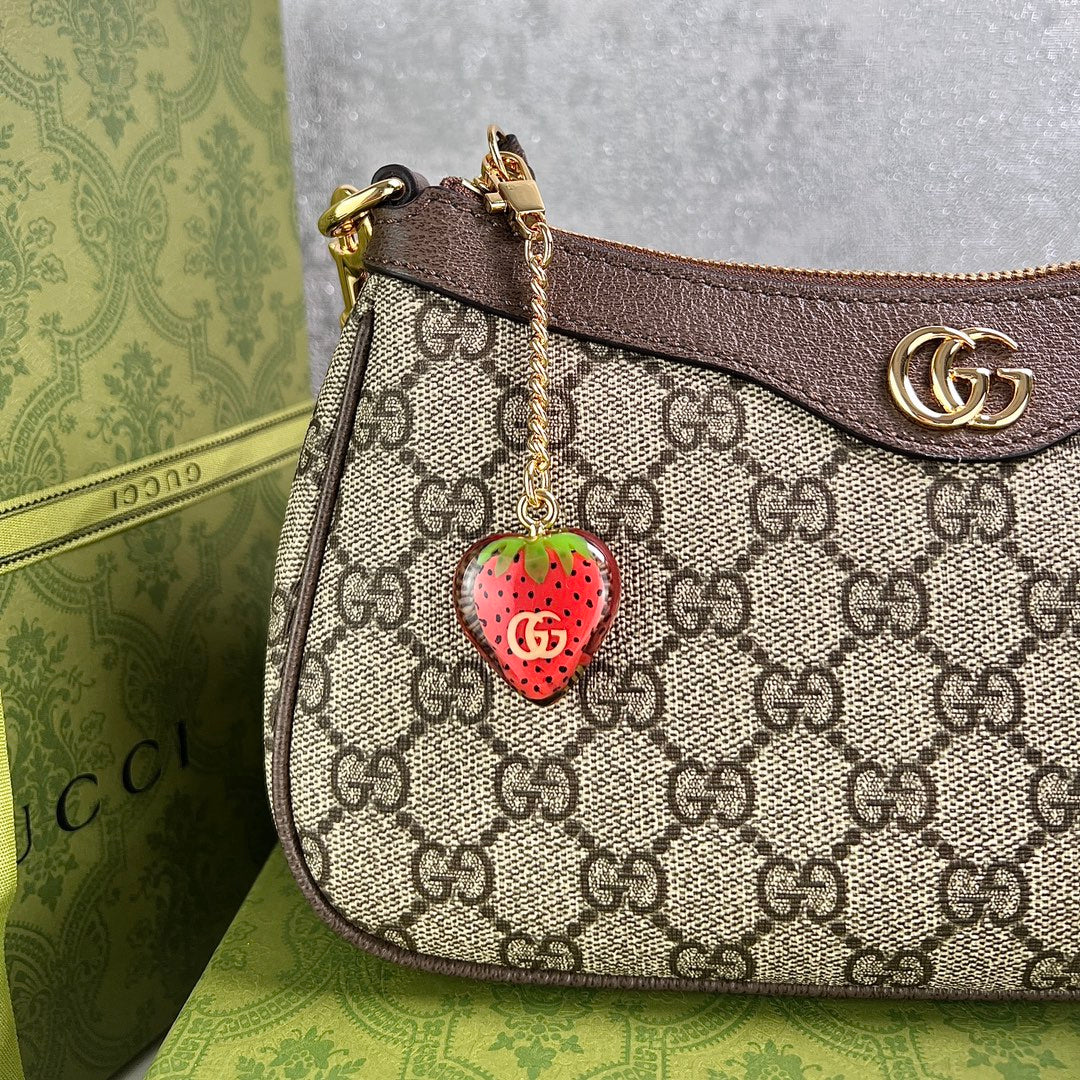 GUCCI Ophidia Strawberry Mini Shoulder Bag